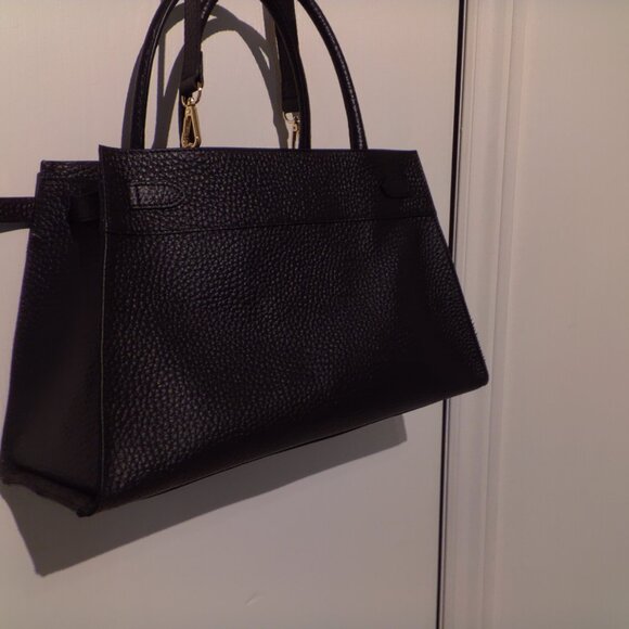 Italian DIVINA FIRENZE Leather Hand Bag - Black, Brand New W/Serial Numbers Tags - Picture 7 of 13